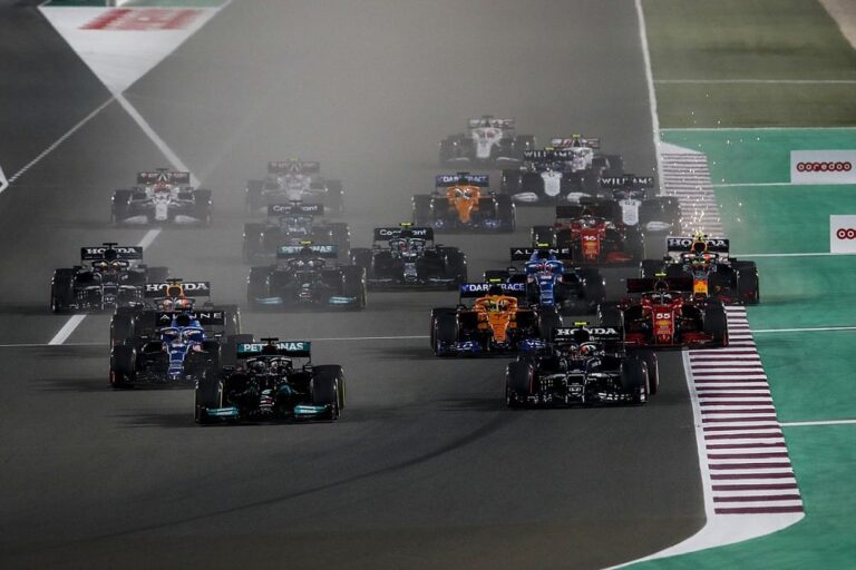What Time is the 2023 Qatar Grand Prix Main Race? (Worldwide Timings)